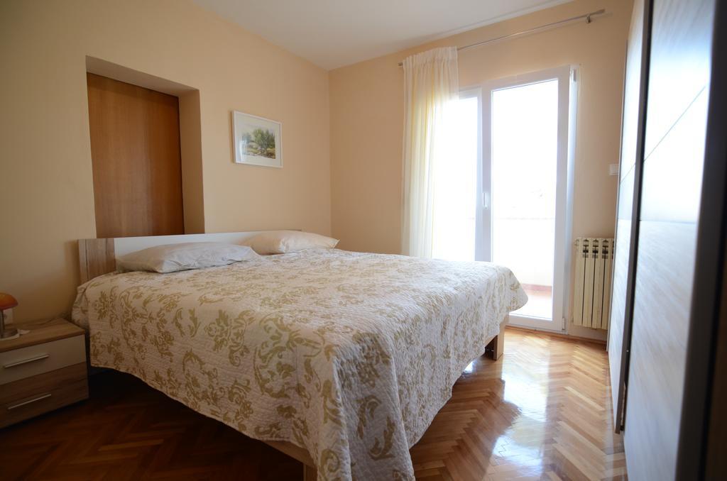 Apartment Emi Sukošan 外观 照片